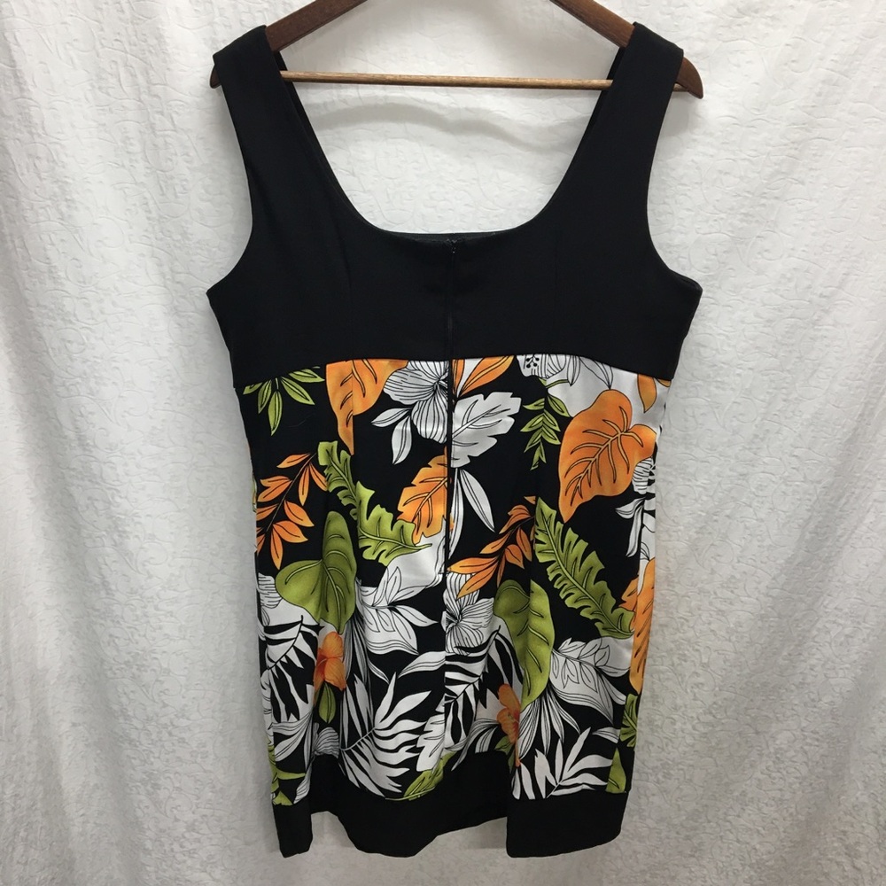Dress Barn black dress with orange, green and white hibiscus print size 16. EUC